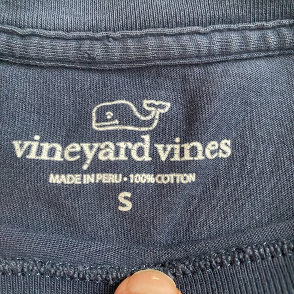 Vineyard Vines long sleeve Tee Small - Picture 5 of 6
